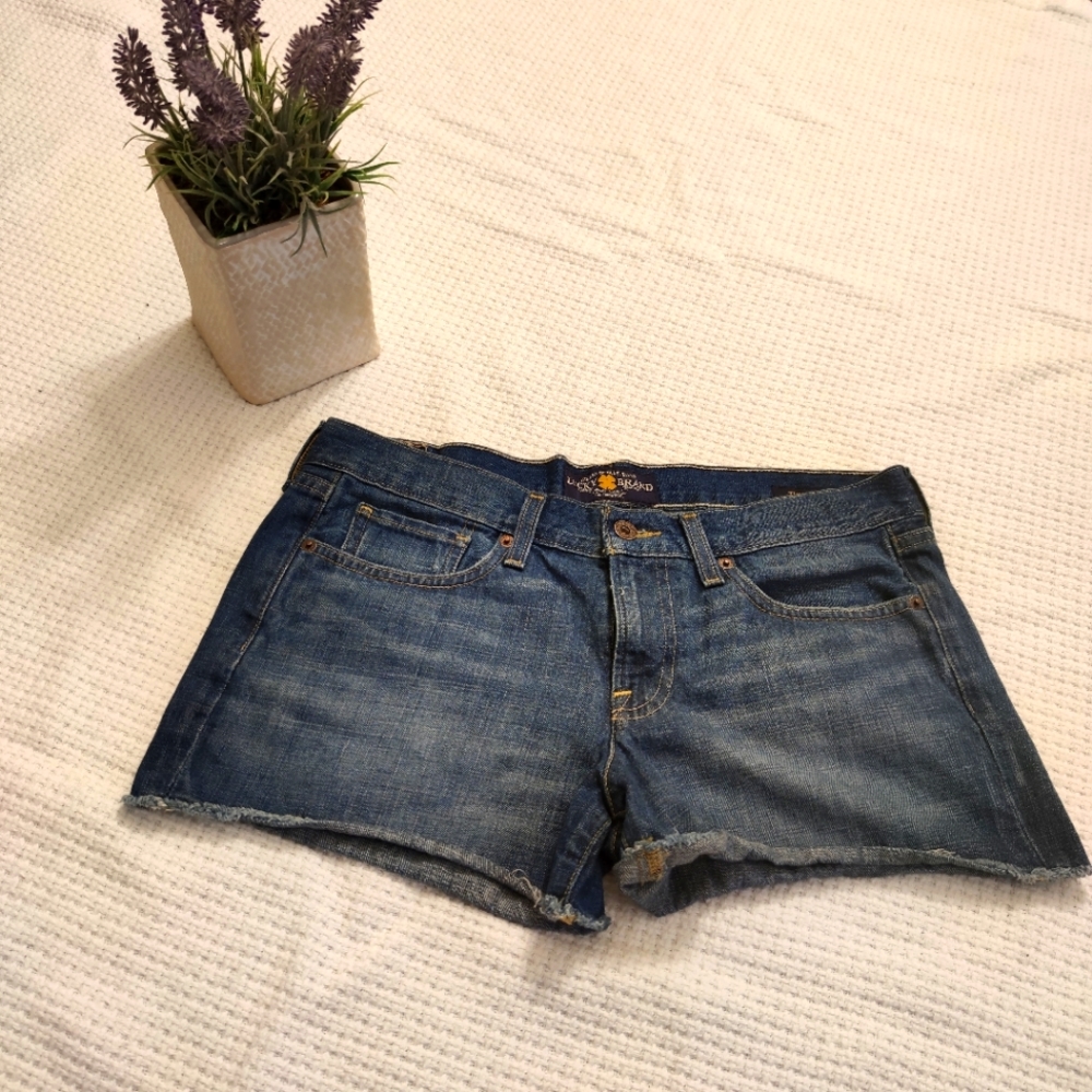 Lucky Brand Shorts Size 6